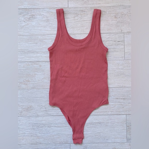 NWOT Small pink body suit - Picture 1 of 4